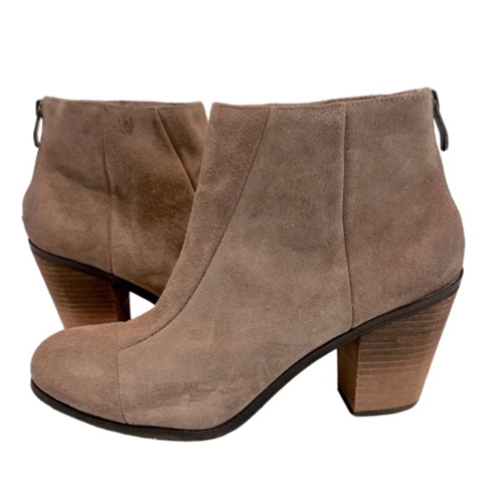 Vince Camuto Grayson Suede Leather Boots Ankle Boots with Stacked‎ Chunky Heel